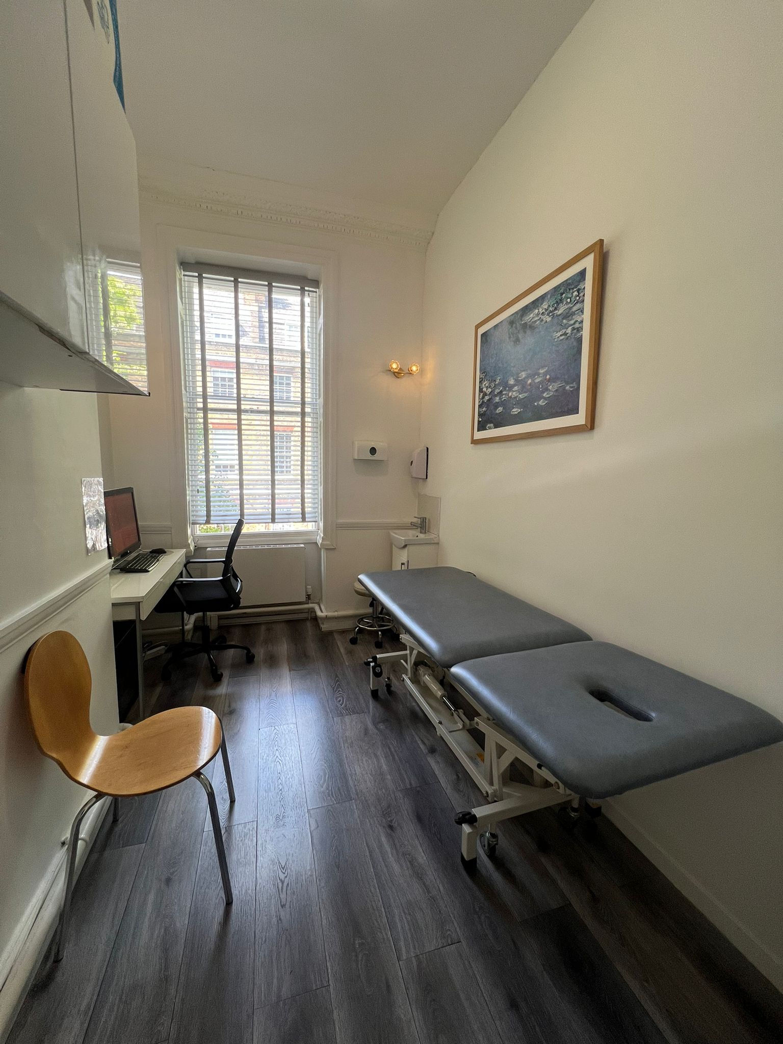 Treatment Room at Osteopathy Acupuncture London
